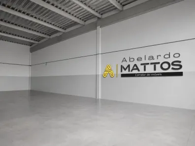 Galpão/Depósito/Armazém para alugar, 140m² no São Caetano, Salvador