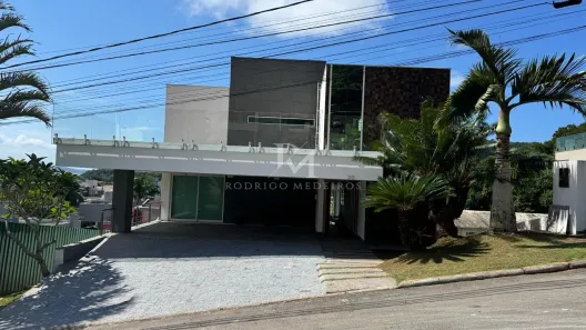 Casa de Condomínio com 4 Quartos à venda, 430m² no Barra, Balneário Camboriú