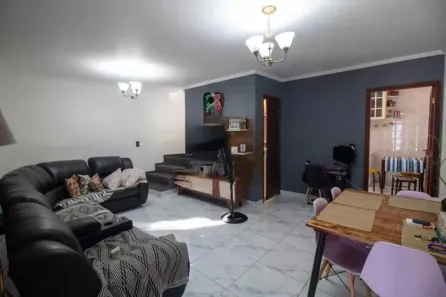 Casa com 3 Quartos à venda, 115m² no Jardim Aeroporto, São Paulo