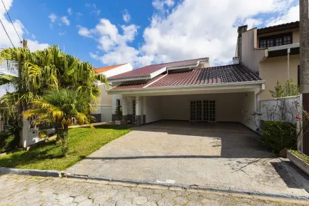 Casa de Condomínio com 5 Quartos à venda, 213m² no Abranches, Curitiba