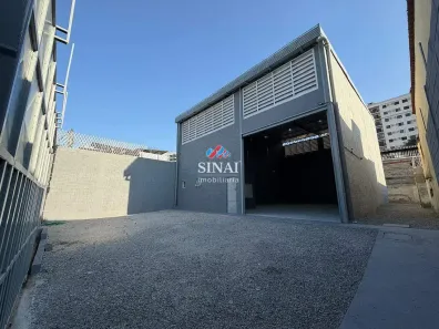 Galpão/Depósito/Armazém à venda, 240m² no Del Castilho, Rio de Janeiro