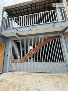 Casa com 3 Quartos para alugar, 250m² no Parque Alexandre, Cotia
