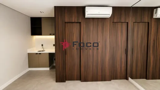 Sala Comercial à venda, 32m² no Condomínio Royal Park, São José dos Campos