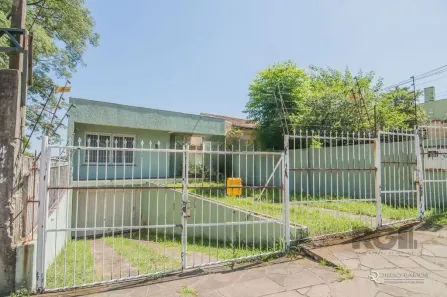 Casa com 3 Quartos à venda, 721m² no Glória, Porto Alegre