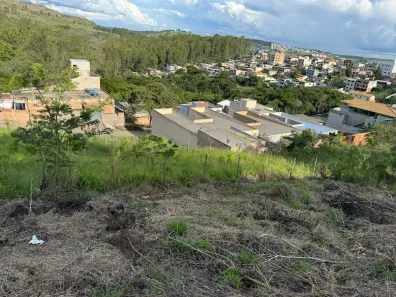 Lote/Terreno à venda, 200m² no Morada do Sol, Conselheiro Lafaiete