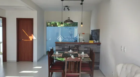 Casa com 2 Quartos para alugar, 90m² no Campeche, Florianópolis