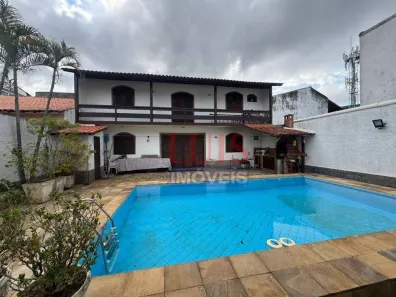 Casa com 5 Quartos à venda, 380m² no Piratininga, Niterói