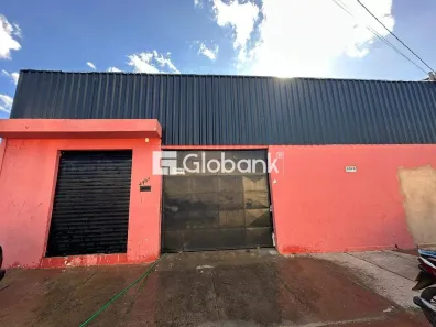 Galpão/Depósito/Armazém para alugar, 190m² no Vera Cruz, Montes Claros