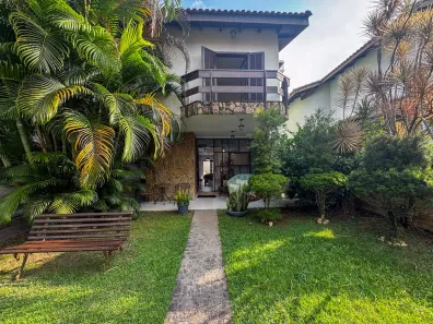 Casa com 4 Quartos à venda, 300m² no Centro, Bertioga