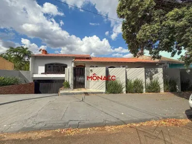 Casa com 6 Quartos à venda, 448m² no Champagnat, Londrina