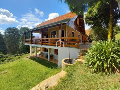 Sobrado com 5 Quartos à venda, 550m² no Alto do Capivari, Campos do Jordão