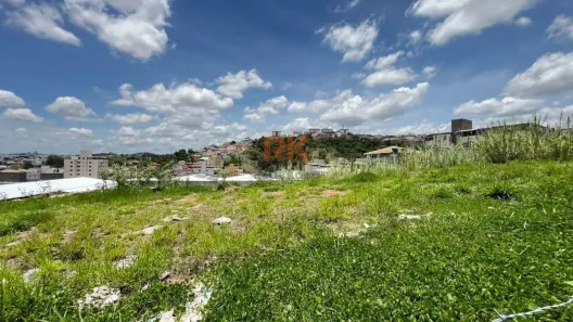 Lote/Terreno à venda, 384m² no Arvoredo 2ª Seção, Contagem