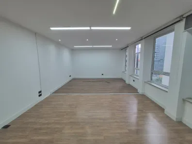 Ponto Comercial para alugar, 35m² no Cerqueira César, São Paulo