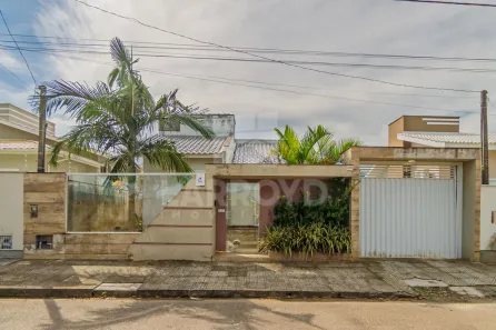 Casa com 3 Quartos à venda, 110m² no Vila Esperança, Tubarão