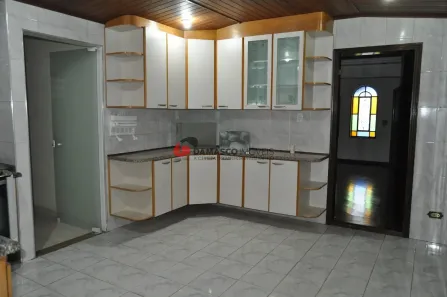 Sobrado com 4 Quartos à venda, 200m² no Vila Valparaíso, Santo André