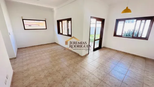 Casa de Condomínio com 4 Quartos para alugar, 453m² no Condominio Residencial Real Ville, Pindamonhangaba