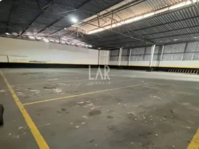 Galpão/Depósito/Armazém para alugar, 600m² no Ouro Preto, Belo Horizonte