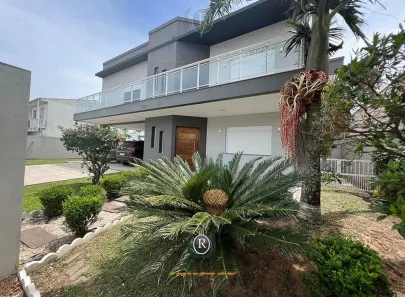 Casa com 3 Quartos à venda, 350m² no Torres, Torres
