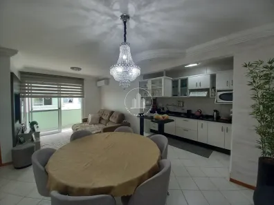 Apartamento com 2 Quartos à venda, 68m² no Barreiros, São José