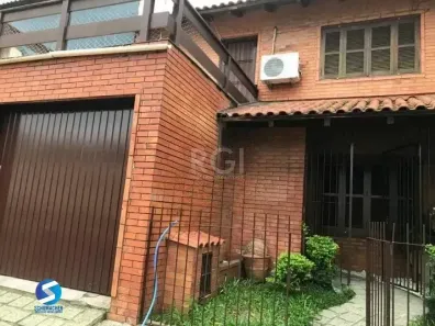 Casa com 3 Quartos à venda, 145m² no Santa Maria Goretti, Porto Alegre