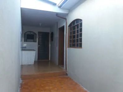 Casa com 1 Quarto para alugar, 50m² no Parque Industrial, São José do Rio Preto