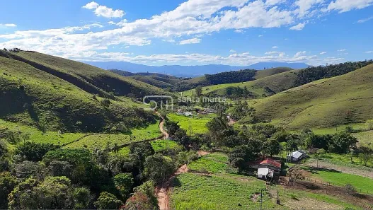 Fazenda/Sítio com 4 Quartos à venda, 180m² no Área Rural de Lorena, Lorena