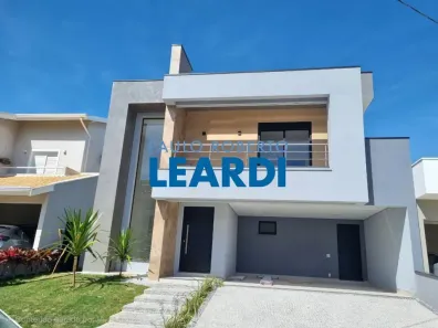 Casa de Condomínio com 3 Quartos à venda, 250m² no Pinheiro, Valinhos