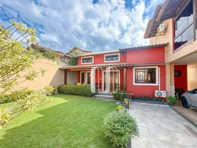 Casa com 3 Quartos à venda, 260m² no Glória, Macaé