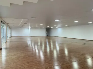 Ponto Comercial para alugar, 710m² no Centro, Franca