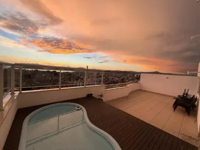 Apartamento com 3 Quartos para alugar, 155m² no Capoeiras, Florianópolis