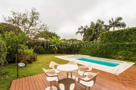Sobrado com 4 Quartos à venda, 383m² no Vila Madalena, São Paulo