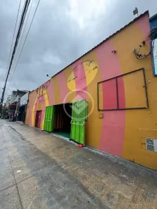 Ponto Comercial para alugar, 800m² no Vila Mathias, Santos