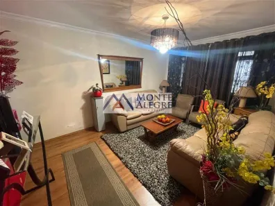 Sobrado com 3 Quartos à venda, 210m² no Cidade Domitila, São Paulo