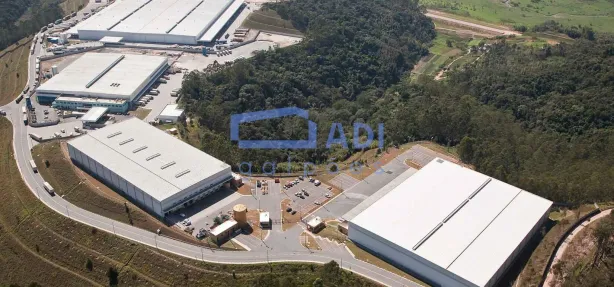 Galpão/Depósito/Armazém para alugar, 32930m² no Pataxós, Embu das Artes