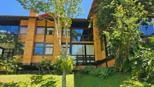 Apartamento com 2 Quartos à venda, 90m² no Pedro do Rio, Petrópolis