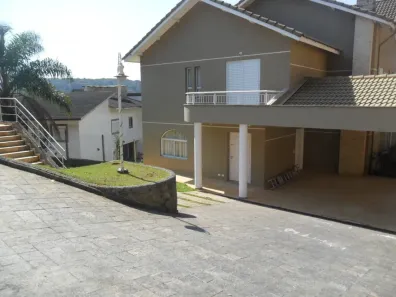 Casa com 4 Quartos para alugar, 400m² no Roseira, Mairiporã