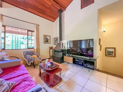 Casa de Condomínio com 3 Quartos à venda, 268m² no Vargem Grande, Teresópolis
