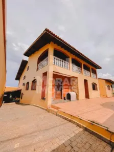 Casa com 5 Quartos à venda, 210m² no Jordanésia (Jordanésia), Cajamar