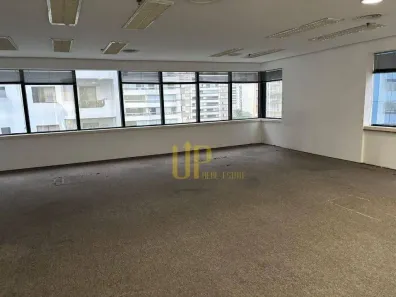 Sala Comercial para alugar, 125m² no Itaim Bibi, São Paulo