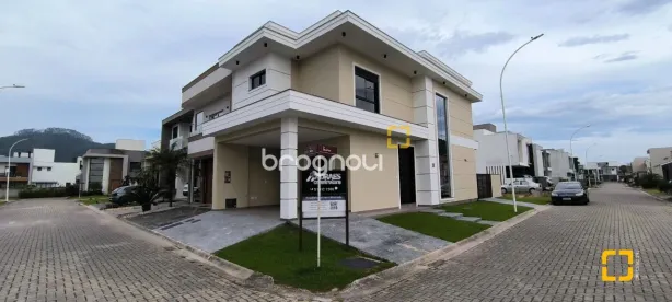 Casa de Condomínio com 2 Quartos à venda, 150m² no Beira Rio, Biguaçu