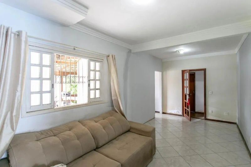 Casa com 3 quartos — Bandeirantes (Pampulha), Belo Horizonte