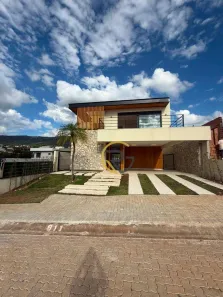 Casa com 4 Quartos à venda, 315m² no San Fernando Valley, Atibaia