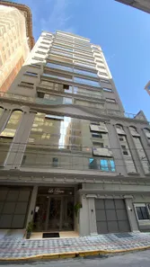 Apartamento com 3 Quartos para alugar, 120m² no Meia Praia, Itapema