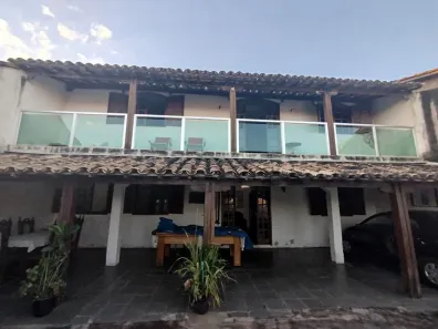 Casa com 4 Quartos à venda, 180m² no Parque Xangri-Lá, Contagem