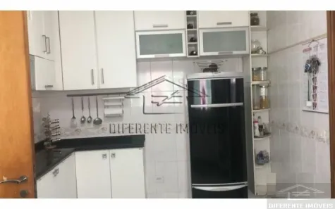 Sobrado com 3 Quartos à venda, 240m² no Jardim Textil, São Paulo