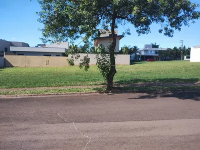 Lote/Terreno à venda, 450m² no Residencial Lago Sul, Bauru