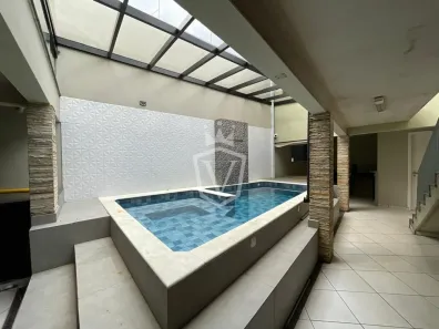 Casa com 3 Quartos à venda, 211m² no Jardim Pacaembu, Jundiaí