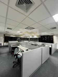 Sala Comercial para alugar, 550m² no Alphaville Empresarial, Barueri