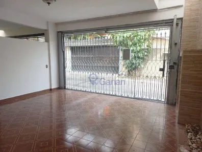 Sobrado com 3 Quartos para alugar, 180m² no Parque Colonial, São Paulo