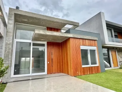 Casa com 4 Quartos à venda, 179m² no XANGRI-LÁ, Xangri-lá